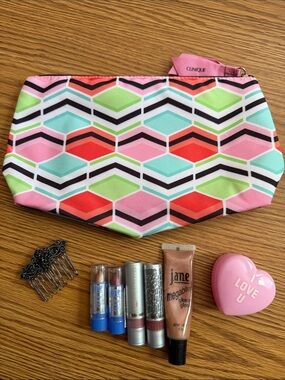 Clinique Pink Mint Coral Geometric Cosmetic Pouch w 5 lipstick/gloss plus extras